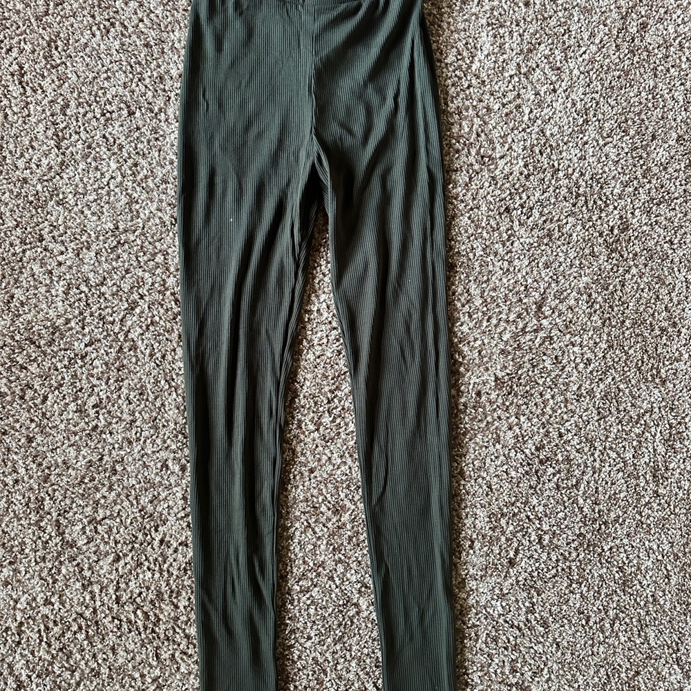 Naked Wardrobe Olive Ribbed Leggings (NWOT) High waisted.